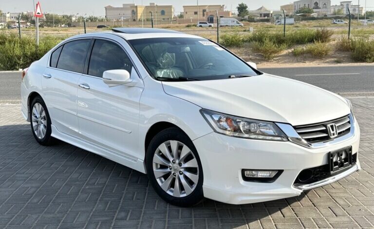 The elegant and spacious Honda Accord 2013 at an irresistible price